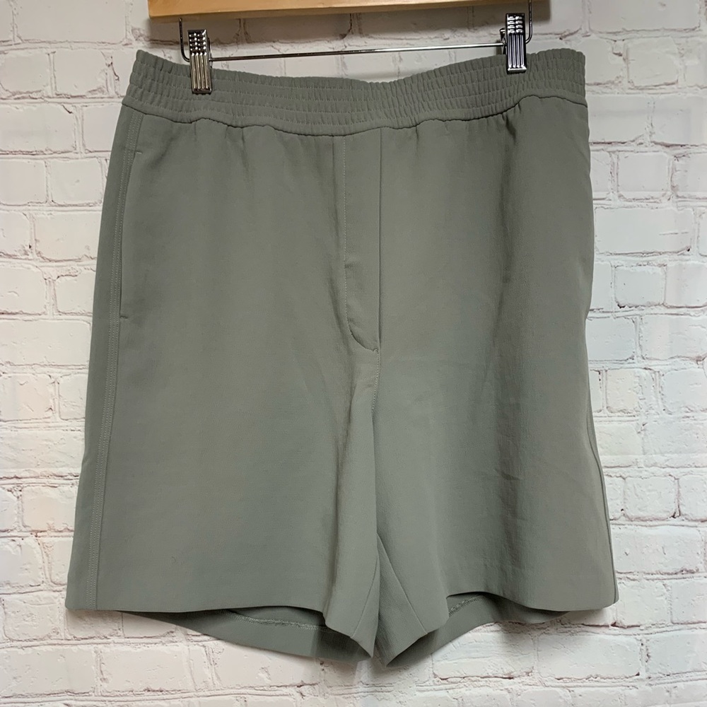 Atrizia Wilfred Gray Shorts Lightweight Elastic Waist Size L